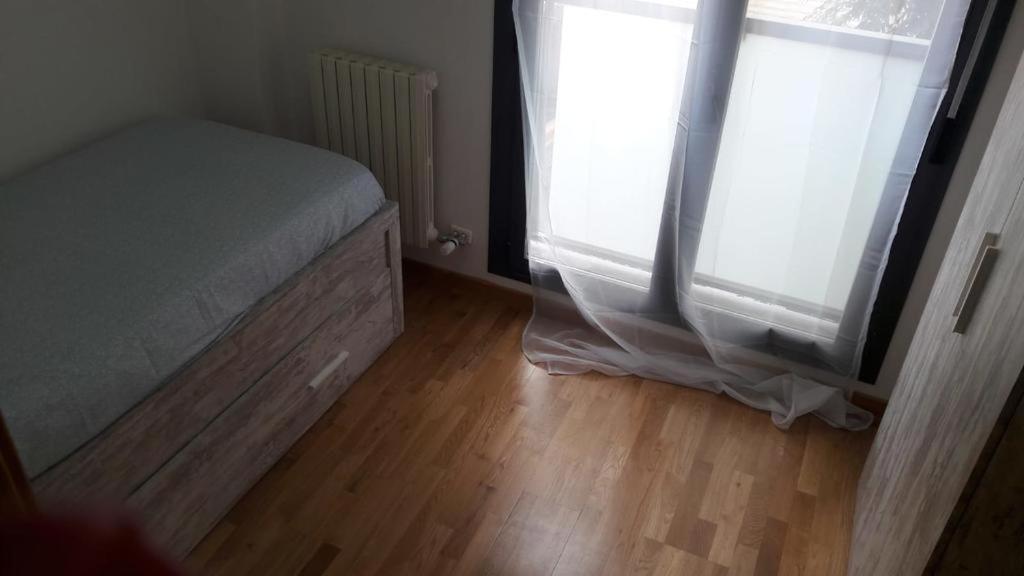 New, Cozy Apartment Plaza Del Pilar-Fuenclara Zaragoza Bilik gambar